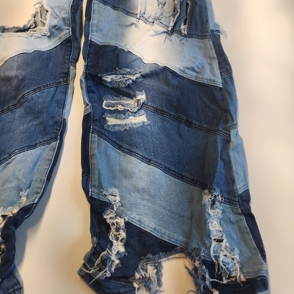 Ripped Wide Leg Jeans - Picture 5 of 10